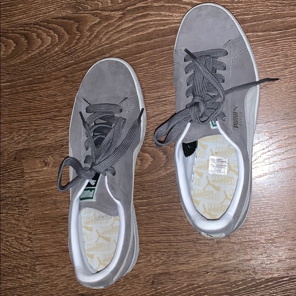 Great condition Puma sneaker! - Picture 3 of 5